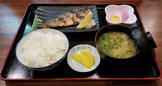 Taishuusakaba Kushikacchan - 塩サバ定食