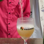 トリワイン ＰＩＫＯＳＨＨＨＵ - ハイネケン２本目