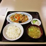 ふじみ食堂 - 肉野菜炒め定食