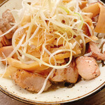 フスマにかけろ 中崎壱丁 中崎商店會1-6-18号ラーメン - 