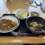 Shokujidokoro Sankyu - ミニカレーと小ラーメン