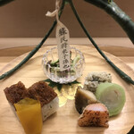 赤坂 菊乃井 - 昼懐石１３３１０円。八寸。雷干しと麩の和え物が、凄く印象的でした（╹◡╹）（╹◡╹）。どの品も去年と同じようですが、初めていただく時と同じ感激があります♩