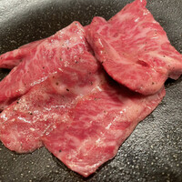 焼肉うしごろ 新宿三丁目店 - 