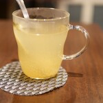 立ち飲み食堂 ウルトラスズキ - 大人のあらごしレモネード