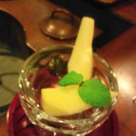 いろりの宿 芦名 - 夜）リンゴとラフランス。ピンぼけスイマセン