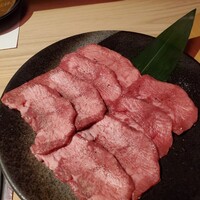 近江うし焼肉 にくTATSU 銀座店 - 