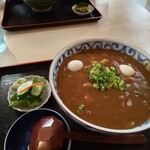 びっくりうどん - 牛すじカレーうどん