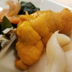 出羽鮨 - 知らぬ間にウニ。
