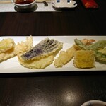 zefu - 野菜天ぷら盛り合わせ＋えび
