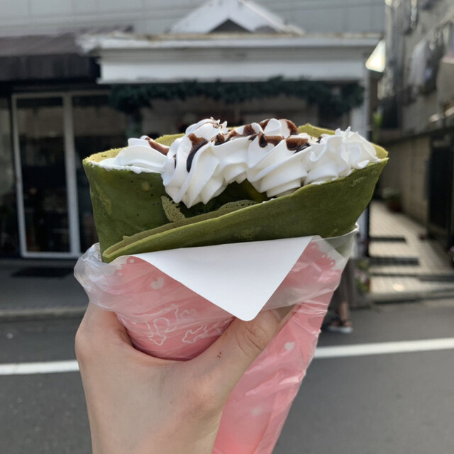 トッピング持ち込みもok 個性溢れるクレープ屋さん By Apricoton アンドレア 下北沢 クレープ 食べログ