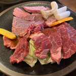 Sumibiyakiniku Marunoyakiniku Horumon - 