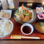 お食事処　龍頭の里 - 料理写真:猪かつ膳のご飯大盛り