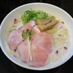 麺飯食堂 三羽鴉 - 鶏豚骨ラーメン(塩・醤油)