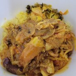 SPICY CURRY 魯珈 - 発酵白菜と豚バラと切り干し大根の酸辛カレー