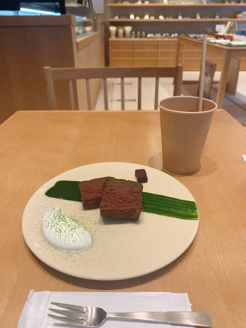 グリーン ビーン トゥ バー チョコレート 日本橋店 Green Bean To Bar Chocolate 新日本橋 チョコレート 食べログ