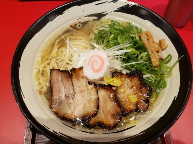 おいしい塩らーめんの店 しおゑもん 神戸三宮店 神戸三宮 阪神 ラーメン 食べログ おいしい塩らーめんの店 しおゑもん 神戸三宮店 神戸三宮 阪神 ラーメン 食べログ