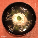 御料理 寺沢 - 蟹真薯と蓴菜、オクラの椀物み