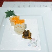 吉祥 吉祥寺店 - 海老鉄扇　甘酢蓮根　苦瓜金平