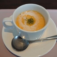 厳選洋食さくらい - ニンジンのポタージュスープ