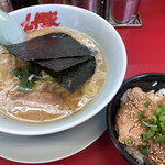 ラーメン 山岡家 - 