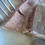 ヌッフ デュ パプ - 子牛、さくっと切れるほどよく煮えています