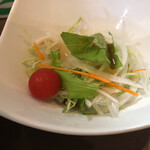 家庭料理居酒屋 よってって - サラダ！