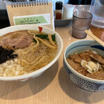 中華そば ゴトクギ - 炙りチャーシュー丼300円^_^