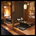 とがし肉家 - 小上がり席