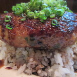 ジュイップ - メインは、鶏肉と大葉のつくね バルサミコソース