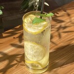 g’morning cafe - 岩城島直送！農薬ワックス不使用！レモンの皮まで食べれます