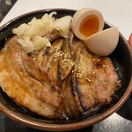 Ichizenya - 豚玉丼 並（税込924円）