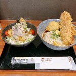 釜たけうどん 明石焼 - タルとり天丼ランチ 950円