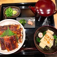 うなぎ家 しば福や - まぶしば丼