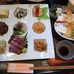 ほくろ屋 - ほくろ屋プレート膳 1480円
            