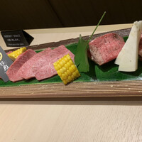 牛刺しと焼肉 仔虎 クリスロード店 - 