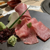 牛刺しと焼肉 仔虎 クリスロード店 - 