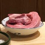 銀座 しのはら - 牛タンの登場