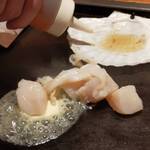 月島もんじゃ くうや - 帆立のバター焼き