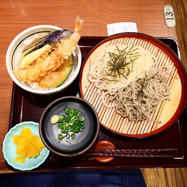 丼丼亭 ホワイティ梅田店 東梅田 天丼 天重 食べログ 丼丼亭 ホワイティ梅田店 東梅田 天丼 天重 食べログ