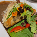 レフェルヴェソンス - アユのフリットをガレットに巻いていただきます