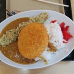 はなまるうどん - カレーライス大盛り、ちくわ磯辺揚げ、北海道男爵のコロッケ