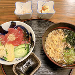 十徳 - 三崎鮪の漬け丼と温たぬきそばセット