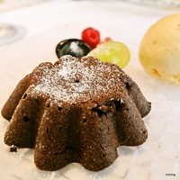 クッチーナ イタリアーナ ガッルーラ - トルティーノのジェラート添え