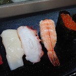 Sushi Tatsu - イカ、タコ、海老、いくら