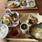 食堂カフェ ヒトトノ - 