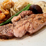 バル　ジラフ - ステーキアップ