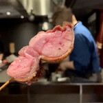 YAKITORI 燃 es - 七谷鴨も姫っこ地鶏と同じく熟成が
      加えられておりますので旨味が濃厚♬