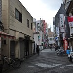 Ishii - この通りは 美味しそうなお店並んでました 