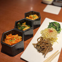蕃 YORONIKU - 