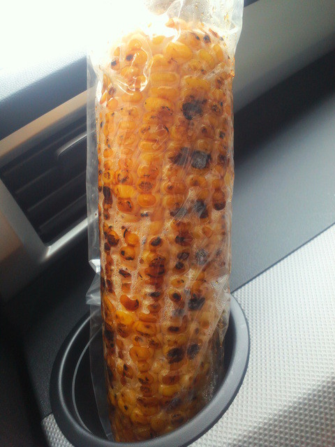 大通り公園名物 やきとうもろこし は札幌訪問の際は外せない歴史ある名物です By りす３ とうきびワゴン 大通 その他 食べログ